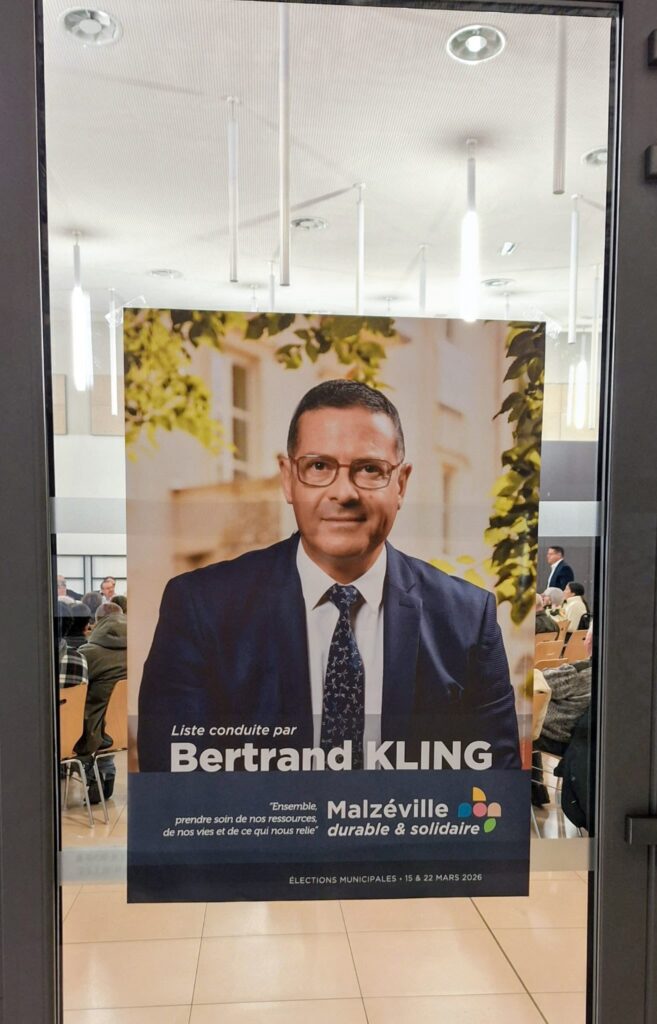 Réunion Salle Michel Dinet